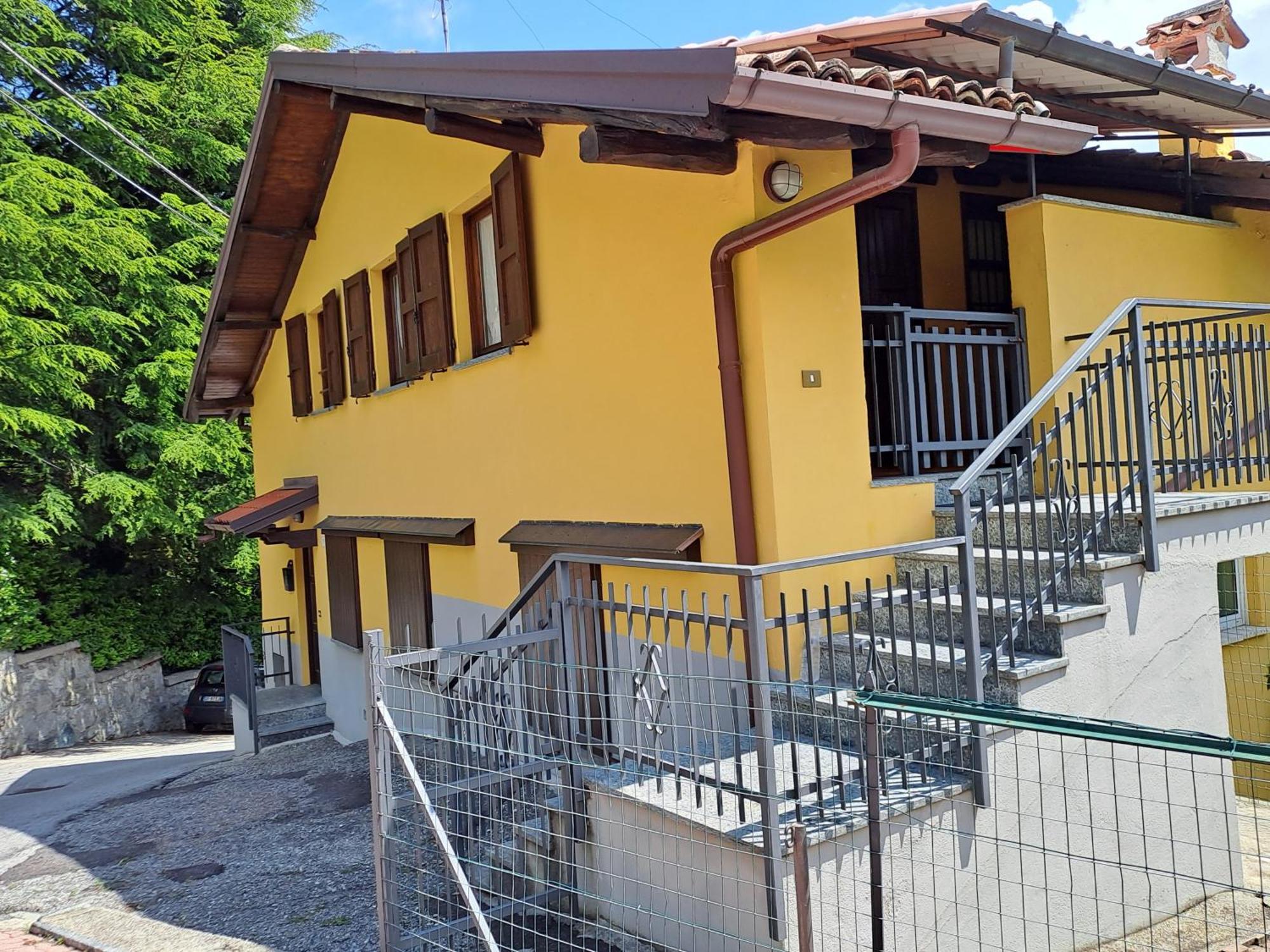 Mansardhouse Zona Bellagio Apartment Magreglio Екстериор снимка